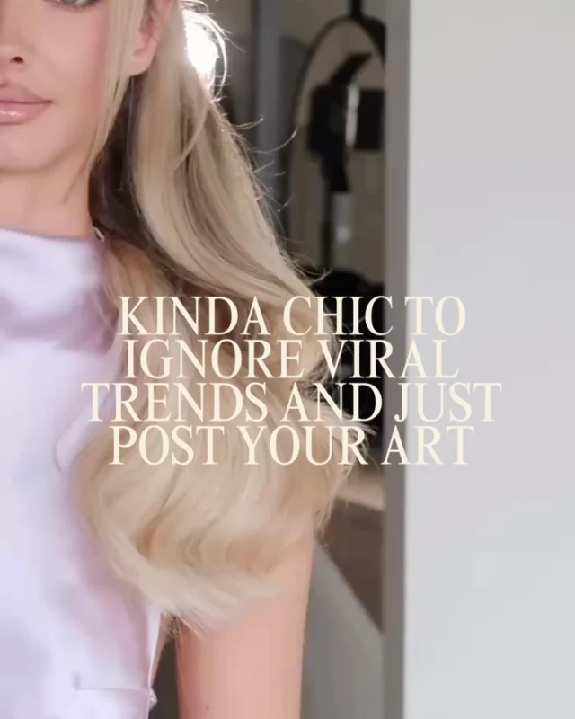 Using a trend to say I don’t follow trends. 

Kinda chic 😎

Hair #bridalhaircouturebykatie